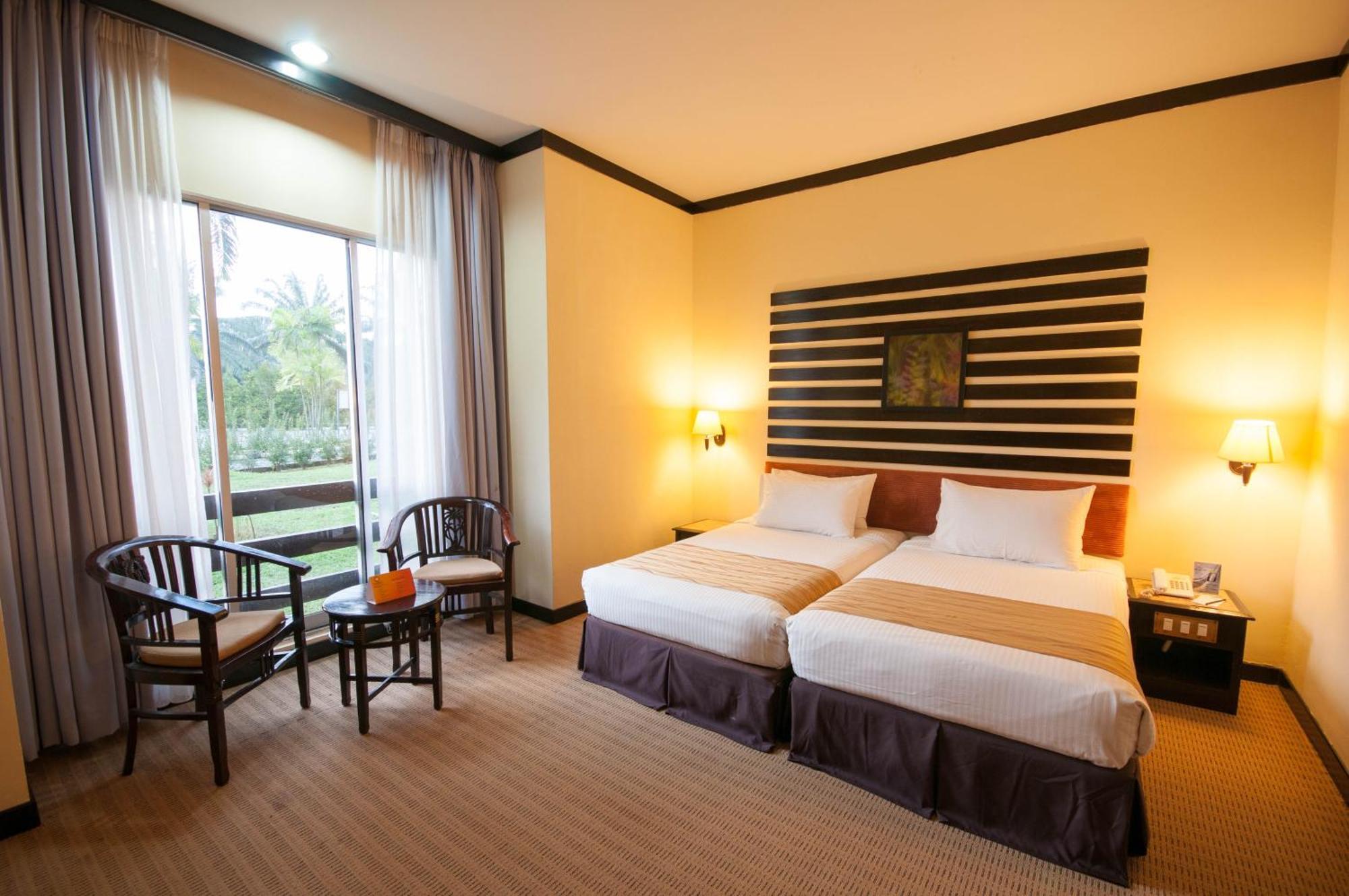 Felda Residence Hot Springs Sungkai Exterior photo